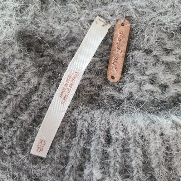 Free People Gray Loose Knit Alpaca & Wool Sweater XS - Picture 4 of 6